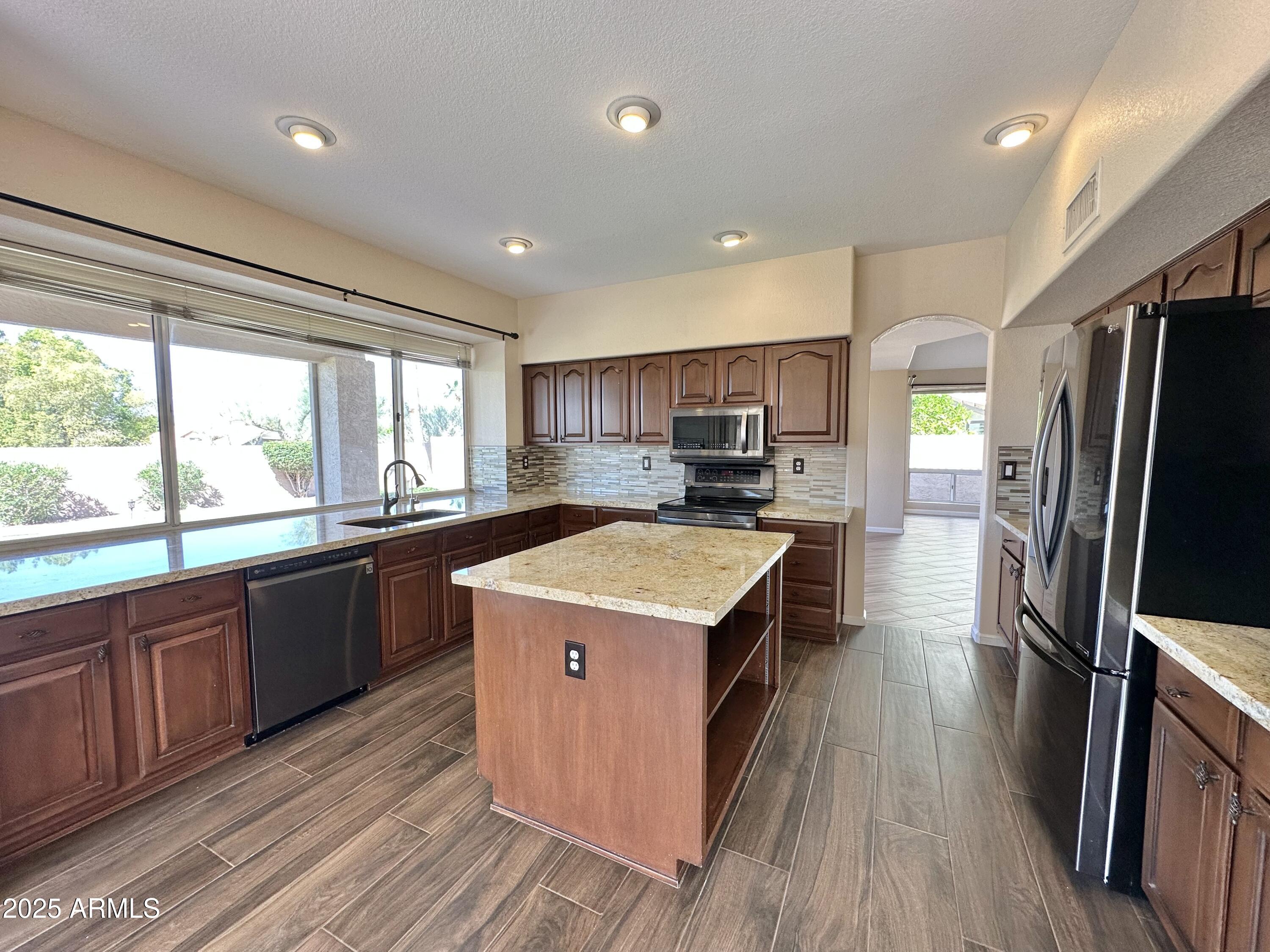 2549 East Desert Trumpet Road Phoenix, AZ 85048 - Photo 6 of 51 IMG_0204