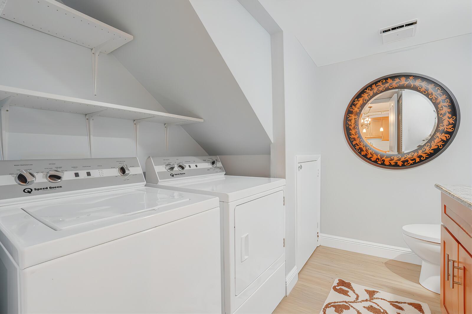 825 Center Street, Unit 14A Jupiter, FL 33458 - Photo 18 of 57 a utility room with dryer and washer