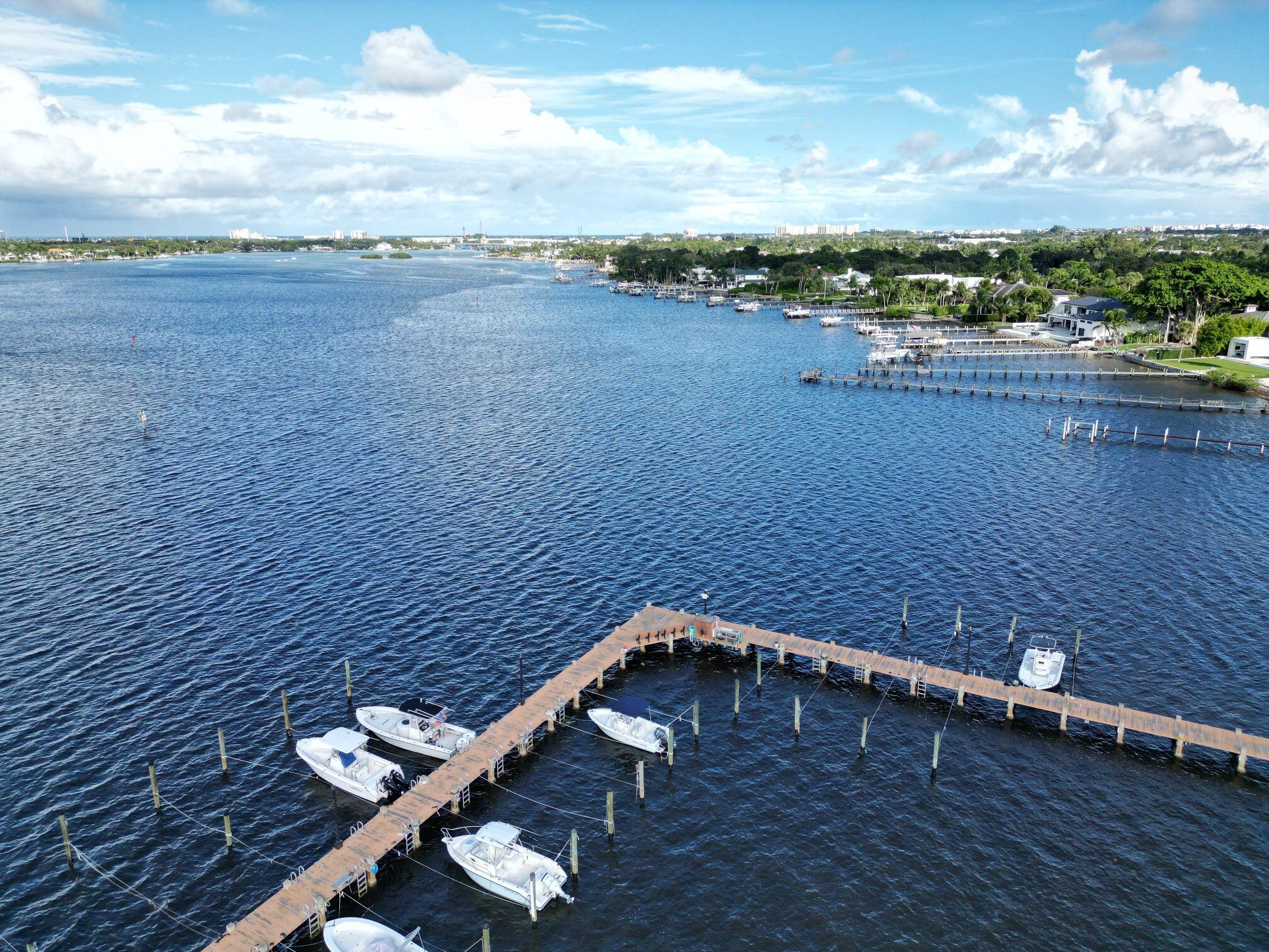 825 Center Street, Unit 14A Jupiter, FL 33458 - Photo 43 of 57 a view of a terrace with sky view