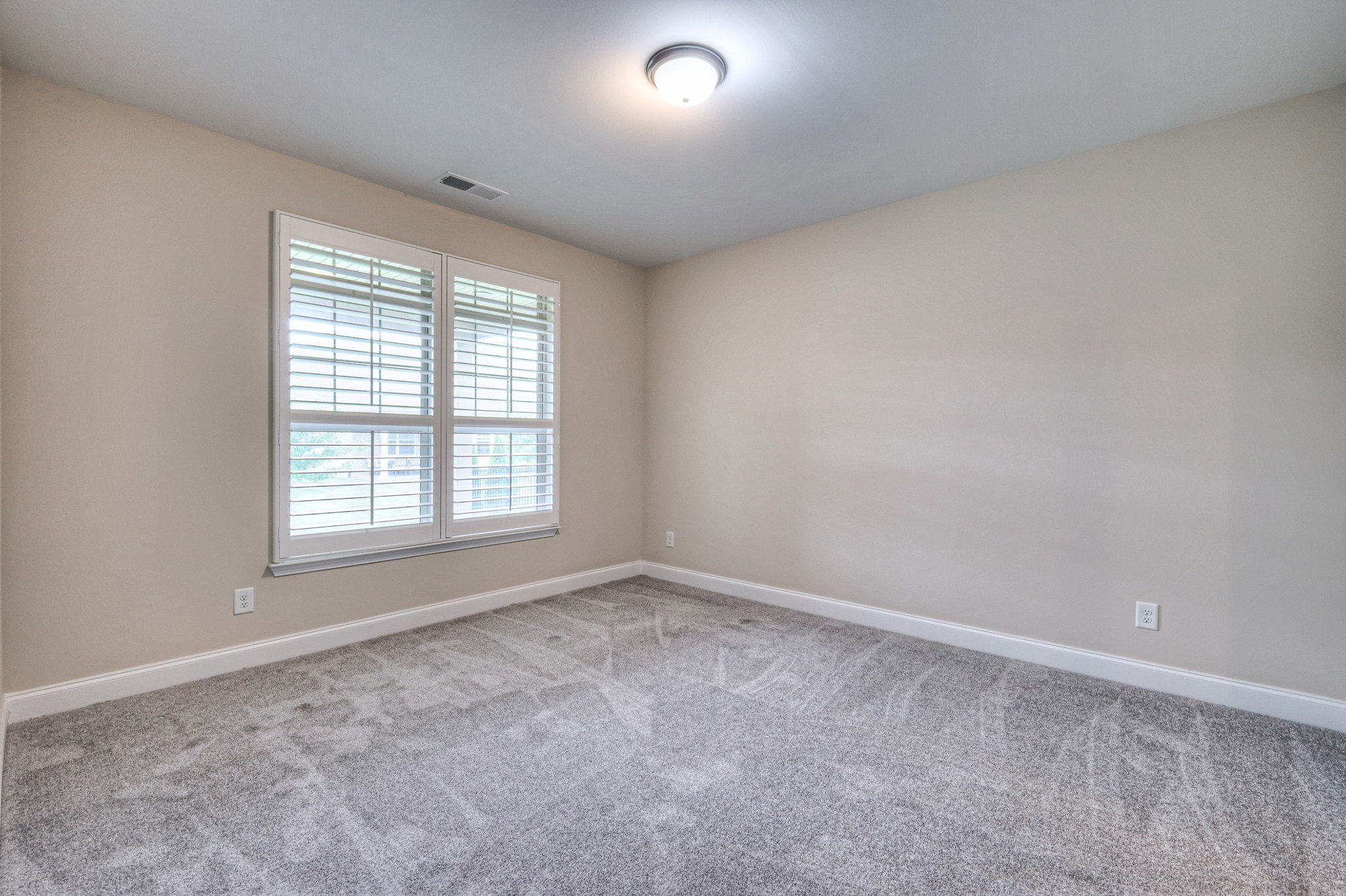 213 Vintage Way Lebanon, TN 37087 - Photo 19 of 33 an empty room with a window