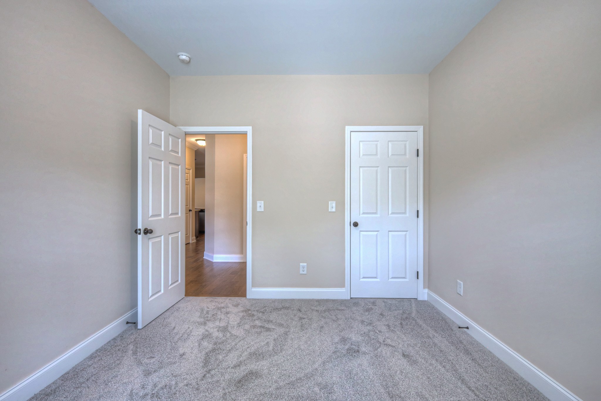 213 Vintage Way Lebanon, TN 37087 - Photo 23 of 33 an empty room with closet area