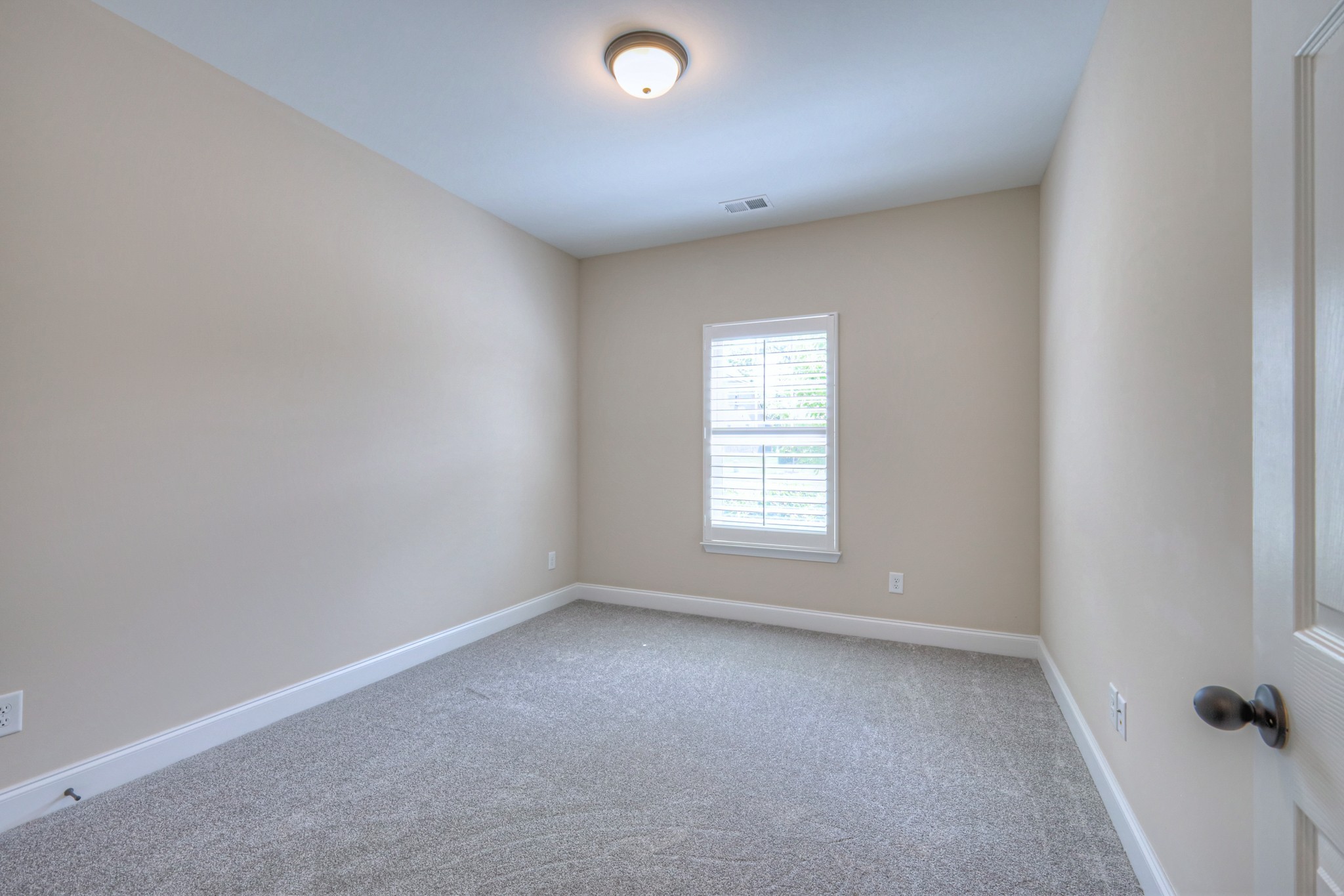 213 Vintage Way Lebanon, TN 37087 - Photo 25 of 33 an empty room with a window