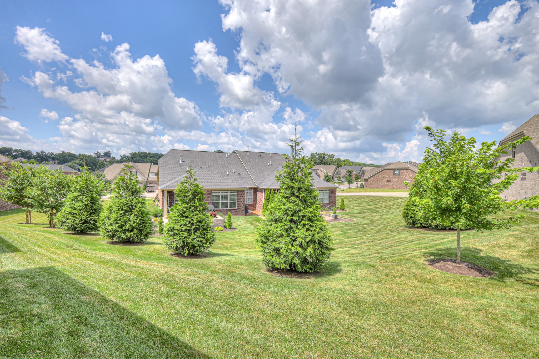 213 Vintage Way Lebanon, TN 37087 - Photo 28 of 33 a front view of a house with garden