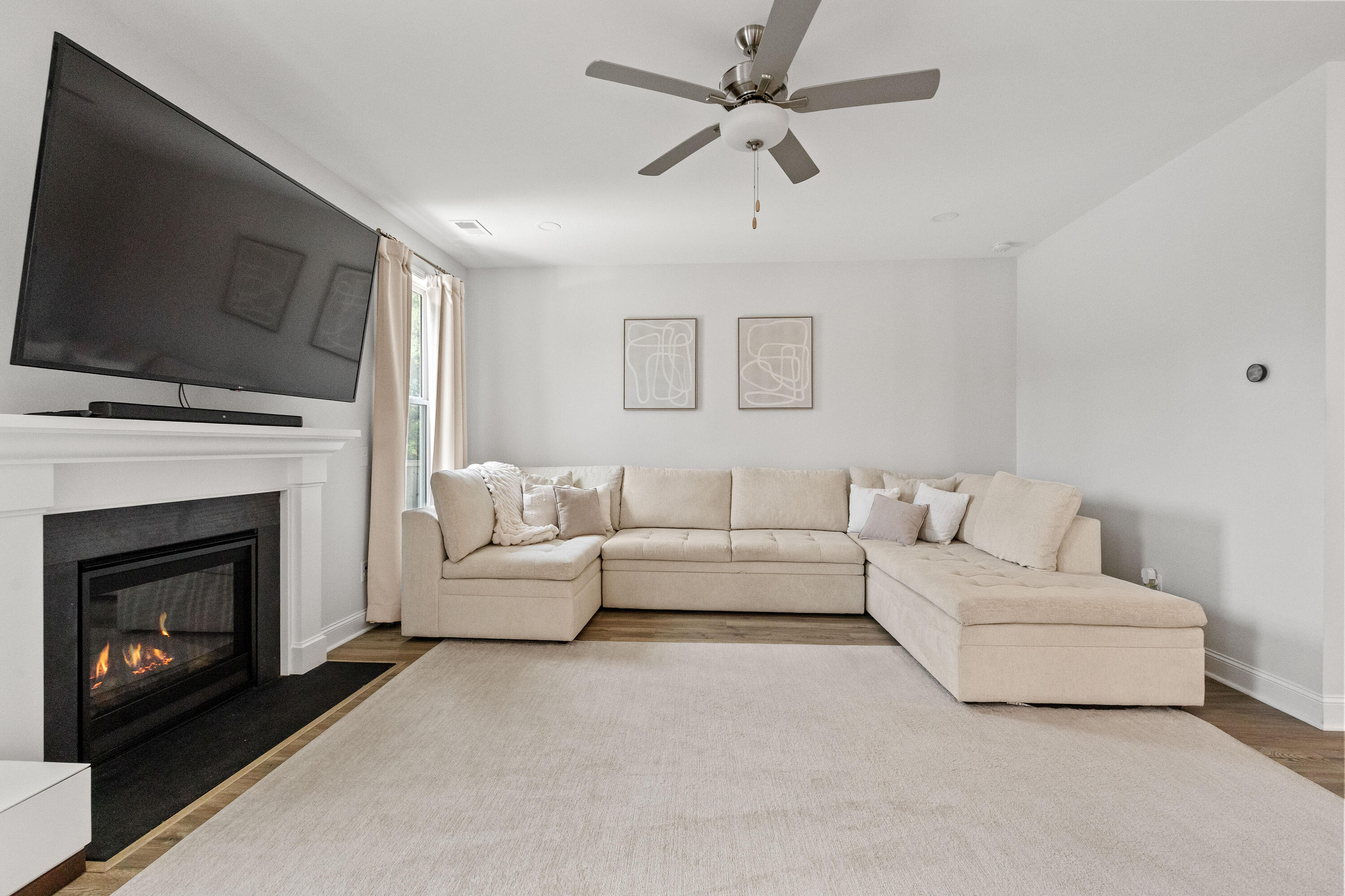 415 Grove End Road Moncks Corner, SC 29461 - Photo 20 of 55 Living Room