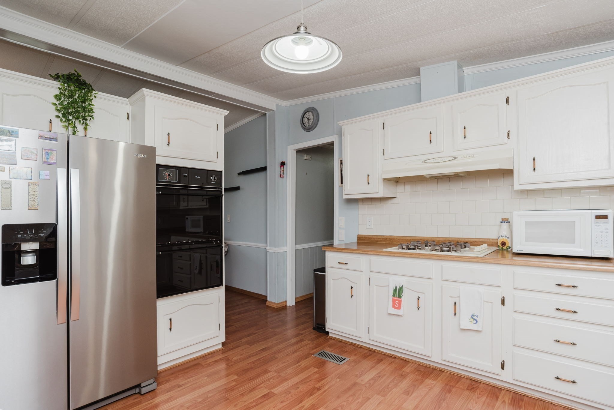 2 Anna Street Raynham, MA 02767 - Photo 6 of 39 Gallery Image 6