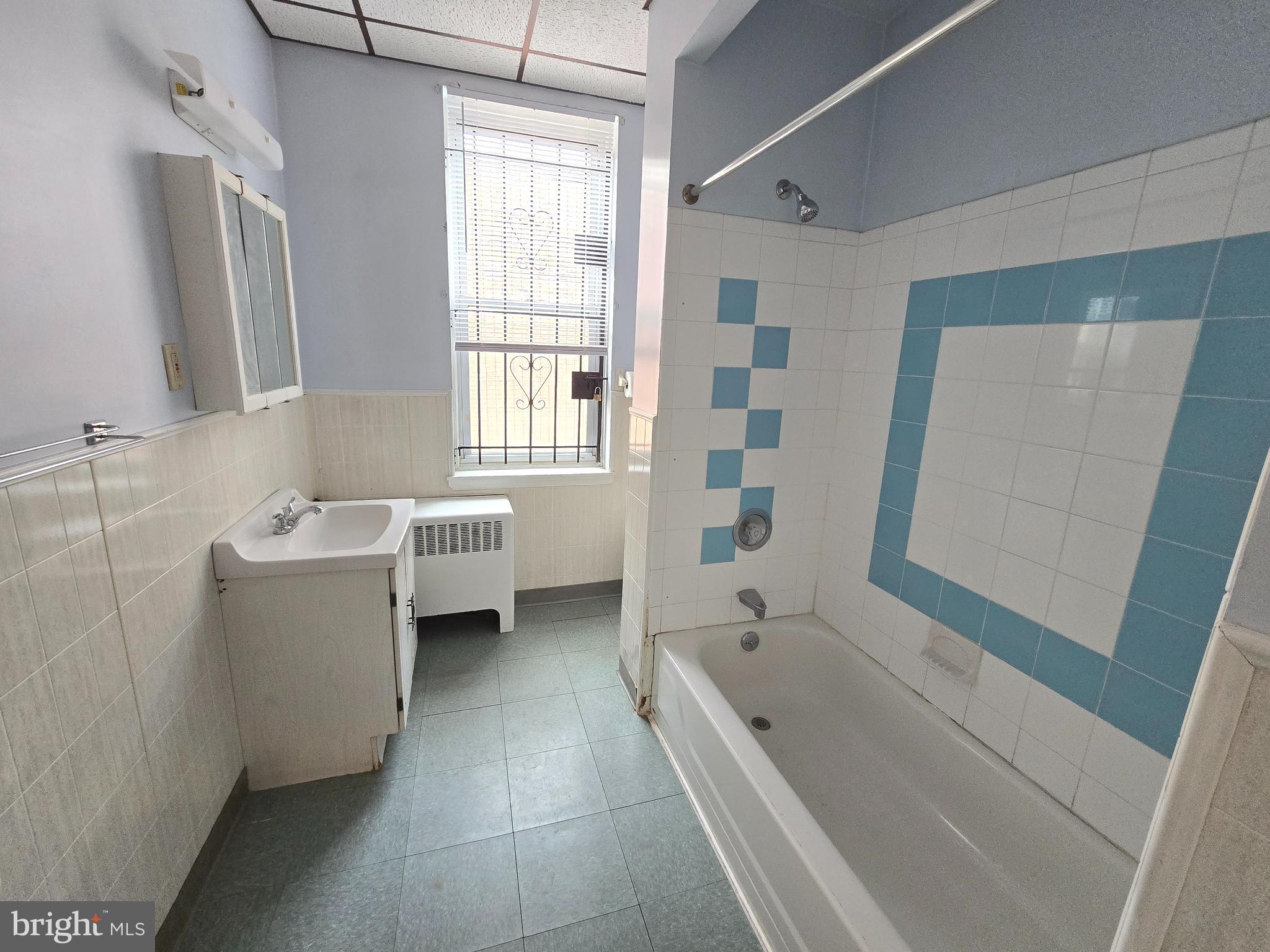 5315 Master Street, Unit 2 Philadelphia, PA 19131 - Photo 3 of 8 Bathroom