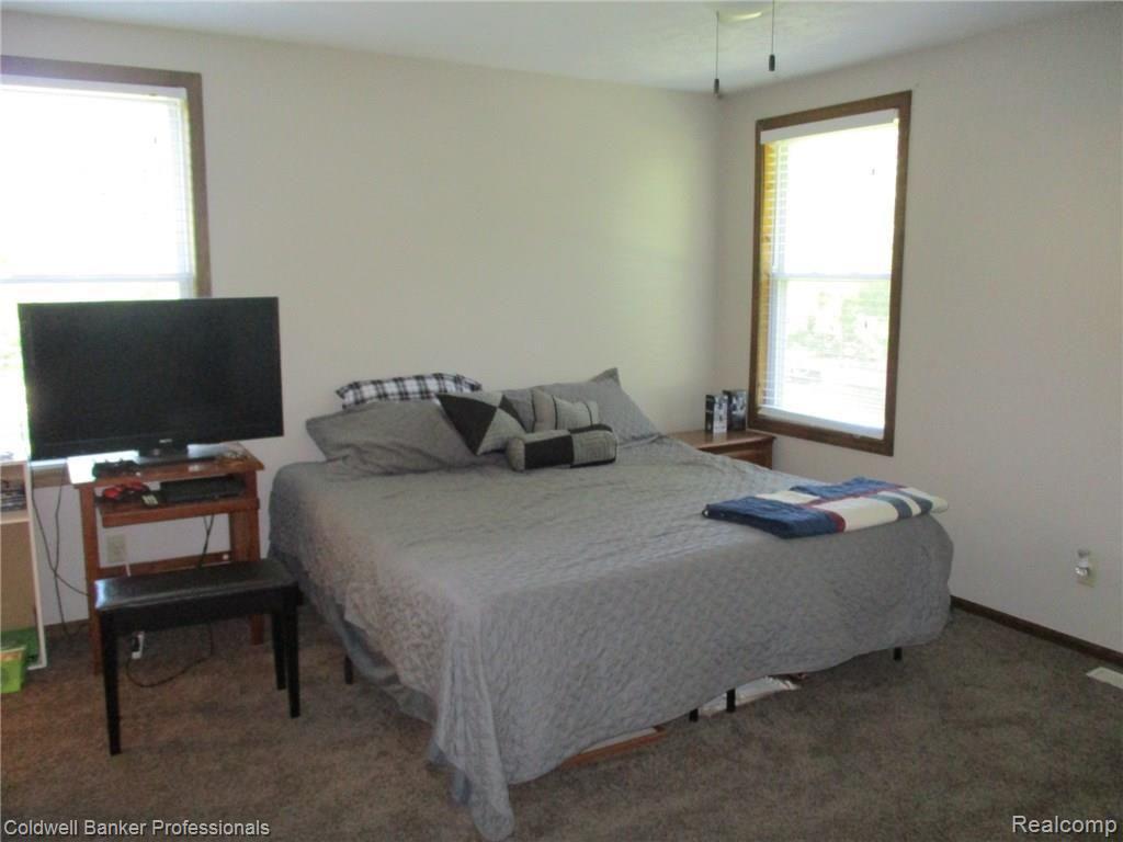 4841 Newburg Road Durand, MI 48429 - Photo 31 of 55 26 BED 326 A.JPG