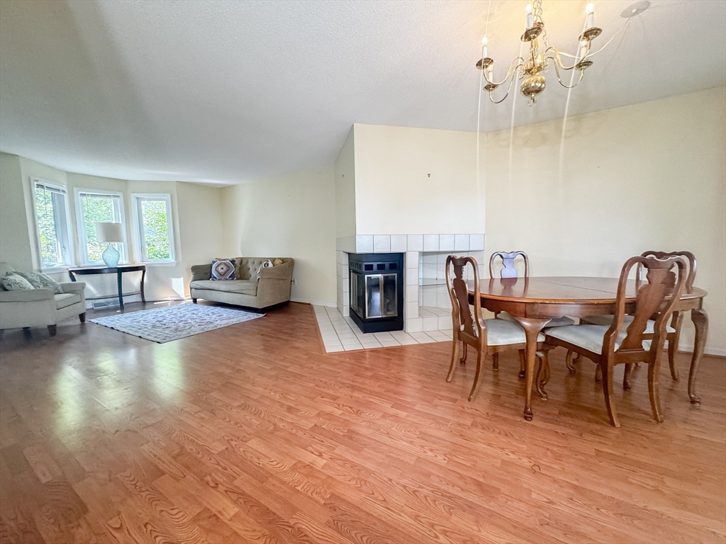 19 McIntosh Drive, Unit 19 Amherst, MA 01002 - Photo 11 of 33