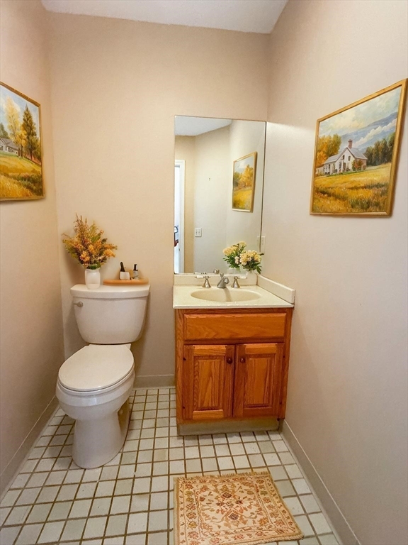 19 McIntosh Drive, Unit 19 Amherst, MA 01002 - Photo 19 of 33