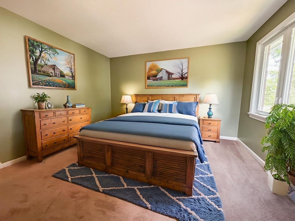 19 McIntosh Drive, Unit 19 Amherst, MA 01002 - Photo 21 of 33