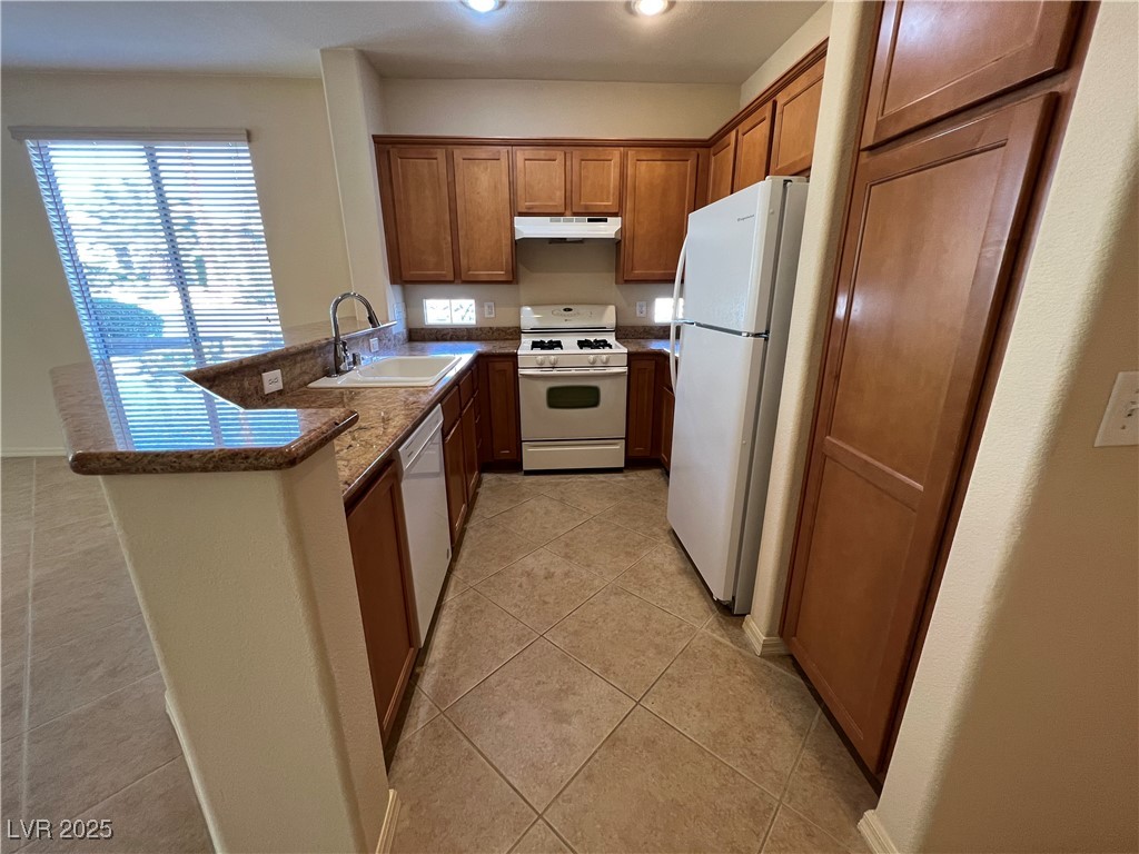 5445 Progresso Street Las Vegas, NV 89135 - Photo 6 of 34