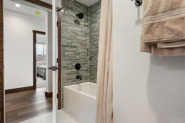 a outdoor view with a sitting space