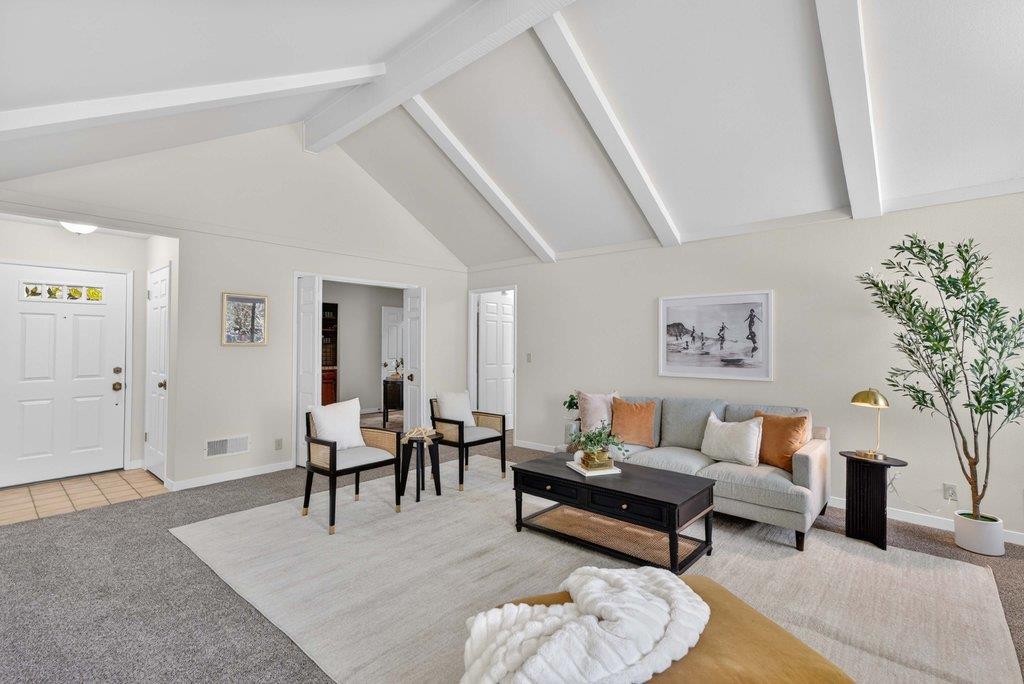 112 Nissen Road, Unit 4 Salinas, CA 93901 - Photo 5 of 43