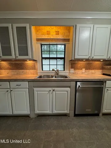 $179,900 | 1415 Winchester Street, Jackson, MS 39211