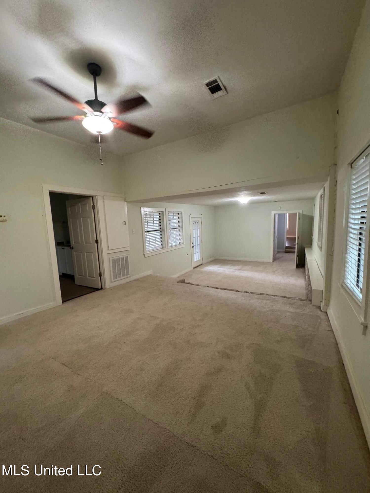 1415 Winchester Street Jackson, MS 39211 - Photo 34 of 44 IMG_4758