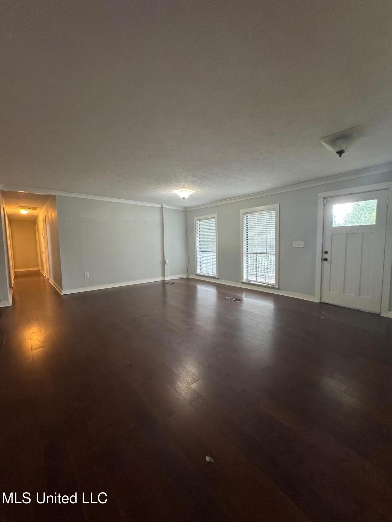 1415 Winchester Street Jackson, MS 39211 - Photo 7 of 44 IMG_4745