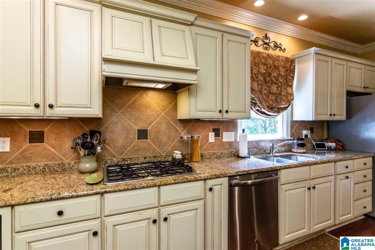2310 Freestone Ridge Cove Birmingham, AL 35226 - Photo 9 of 41