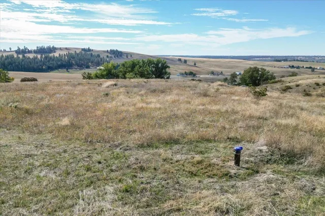 $325,000 | 10990 South Fruit Street, Spokane, WA 99223