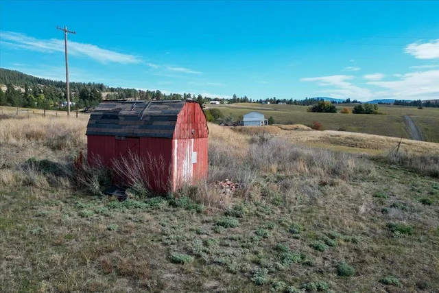 $325,000 | 10990 South Fruit Street, Spokane, WA 99223