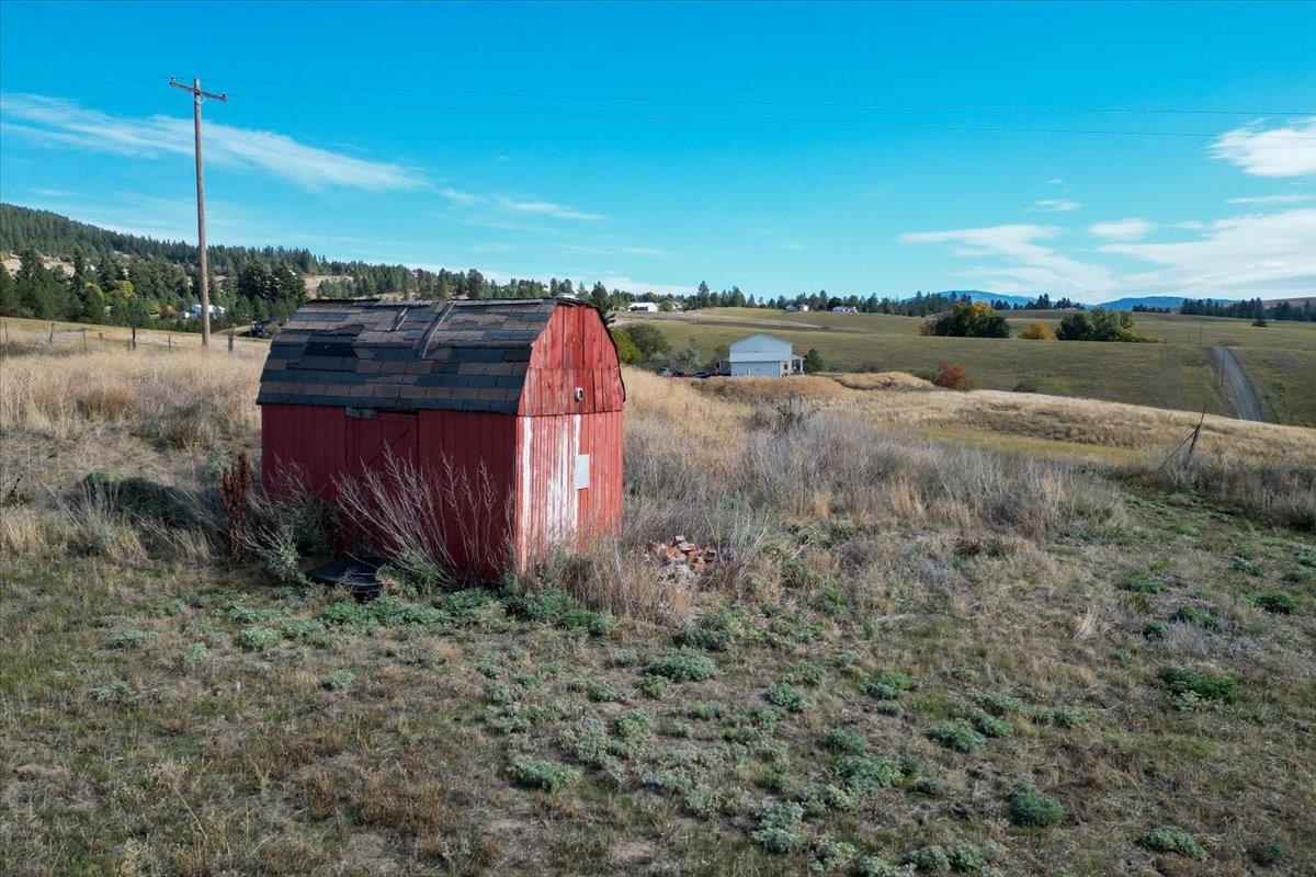 10990 South Fruit Street Spokane, WA 99223 - Photo 9 of 24