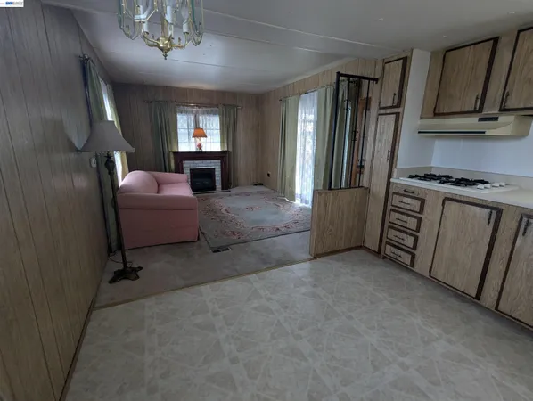 $74,500 | 3913 Castro Valley Boulevard, Unit 6, Castro Valley, CA 94546