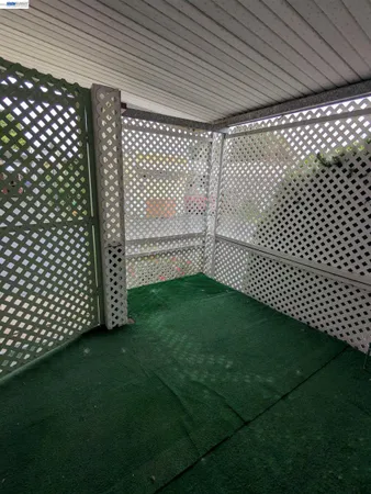 $74,500 | 3913 Castro Valley Boulevard, Unit 6, Castro Valley, CA 94546