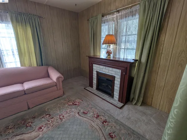 $74,500 | 3913 Castro Valley Boulevard, Unit 6, Castro Valley, CA 94546