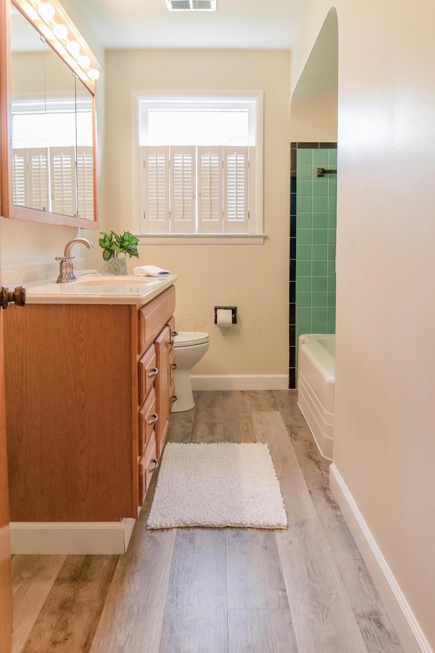 1795 Nelson Road Lancaster, OH 43130 - Photo 7 of 12 Gallery Image 7