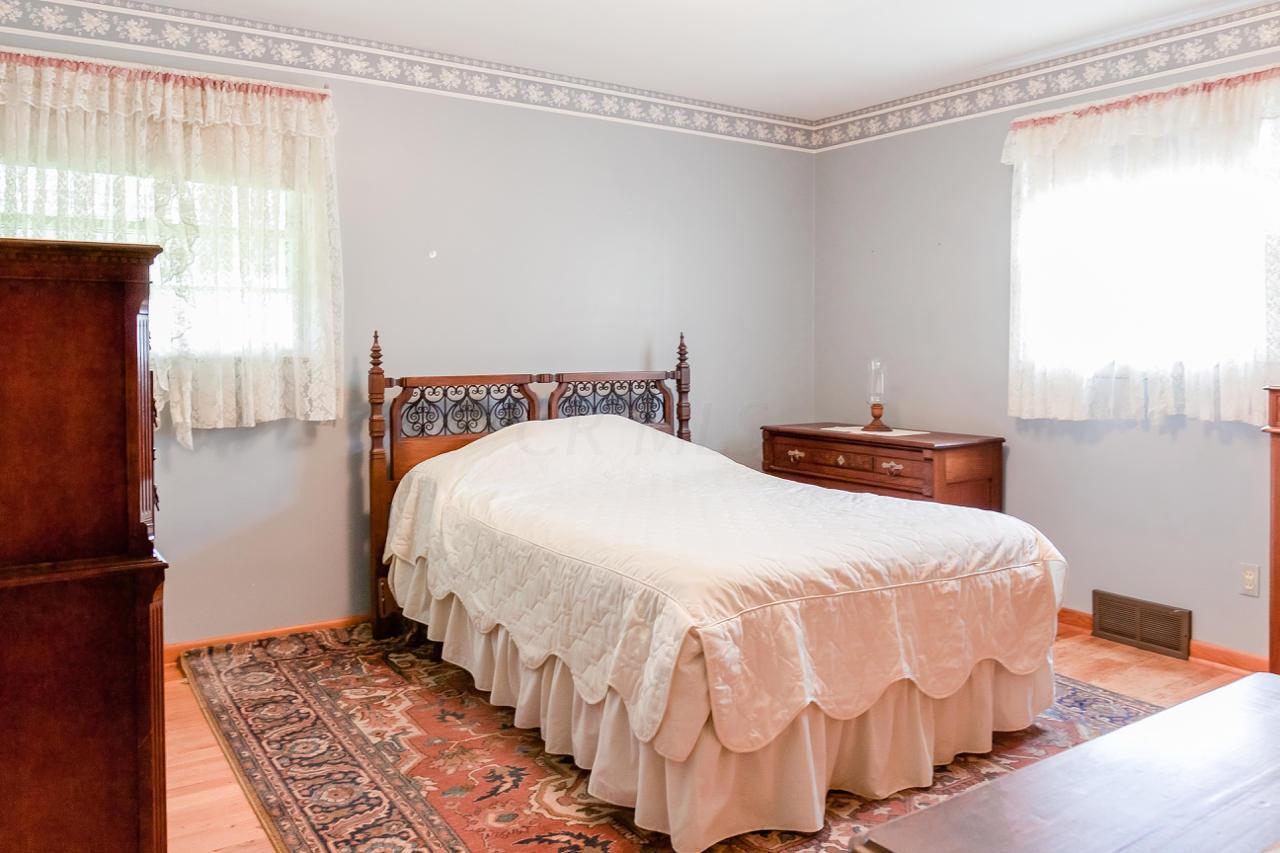 1795 Nelson Road Lancaster, OH 43130 - Photo 8 of 12 Gallery Image 8