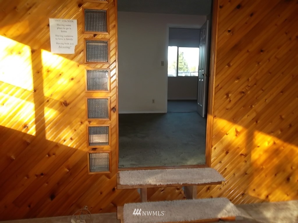 6436 Kirsop Road Southwest Tumwater, WA 98512 - Photo 14 of 24 Gallery Image 14