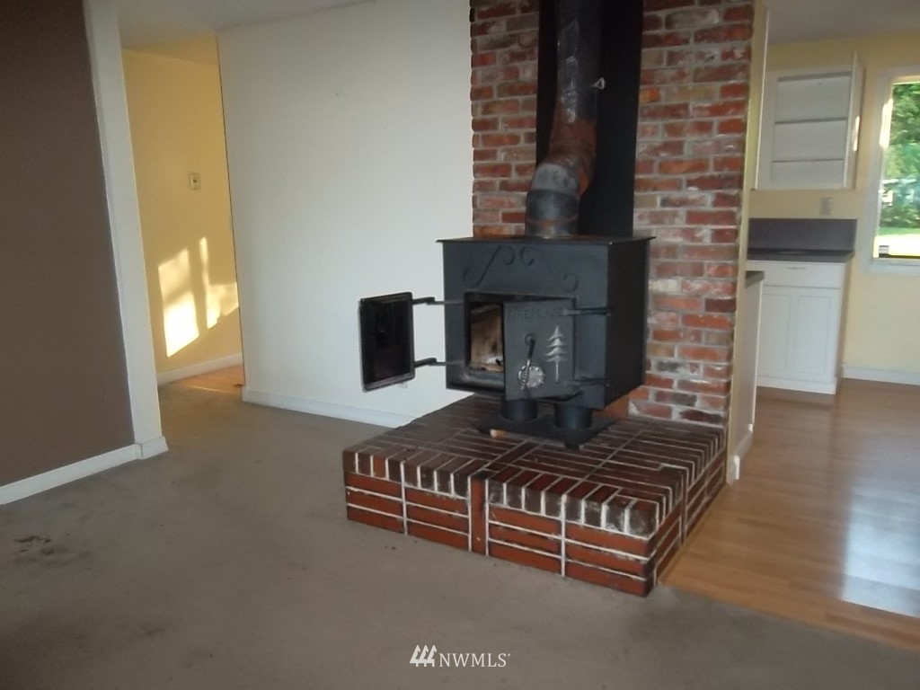 6436 Kirsop Road Southwest Tumwater, WA 98512 - Photo 6 of 24 Gallery Image 6