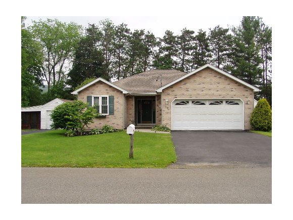 18 Highland Road Binghamton, NY 13901 - Photo 1 of 8 Gallery Image 1