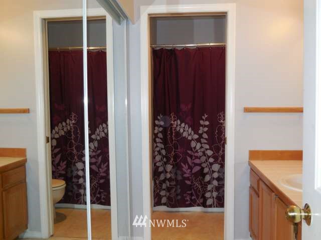 23125 15th Avenue Southeast, Unit F2 Bothell, WA 98021 - Photo 15 of 21 Gallery Image 15