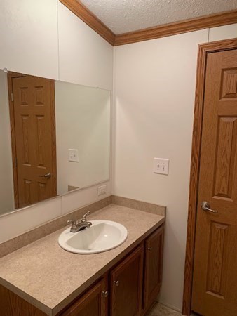 557 Southwest Cutoff, Unit 87 Worcester, MA 01607 - Photo 14 of 15