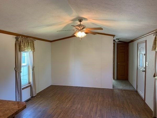 557 Southwest Cutoff, Unit 87 Worcester, MA 01607 - Photo 5 of 15