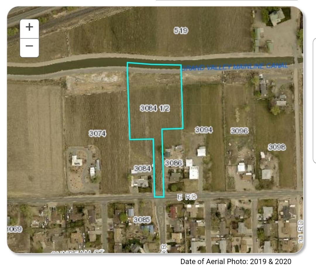 3084 1/2 E Road Grand Junction, CO 81504 - Photo 5 of 5 a bathroom with a glass shower door