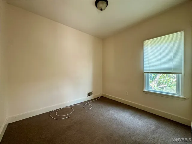$1,400 | 127 Hayden Street, Buffalo, NY 14210