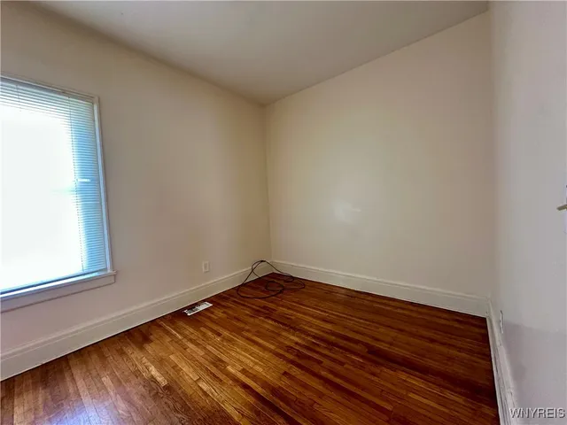 $1,400 | 127 Hayden Street, Buffalo, NY 14210