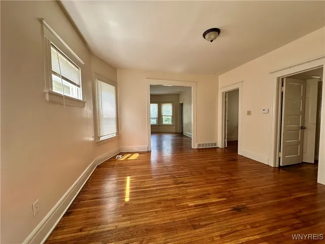 $1,400 | 127 Hayden Street, Buffalo, NY 14210