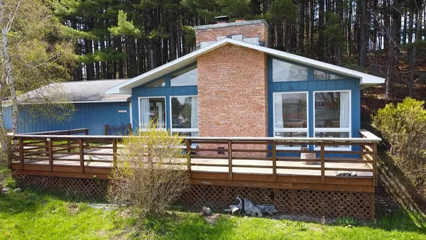 $424,900 | 11892 Cabin Lane, Rapid City, MI 49676