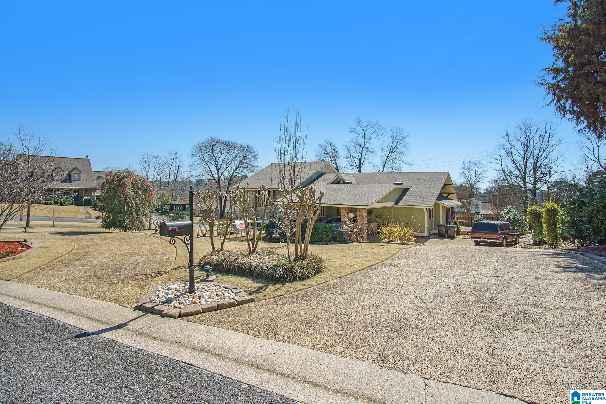 2101 Cedarbark Lane Birmingham, AL 35216 - Photo 3 of 50