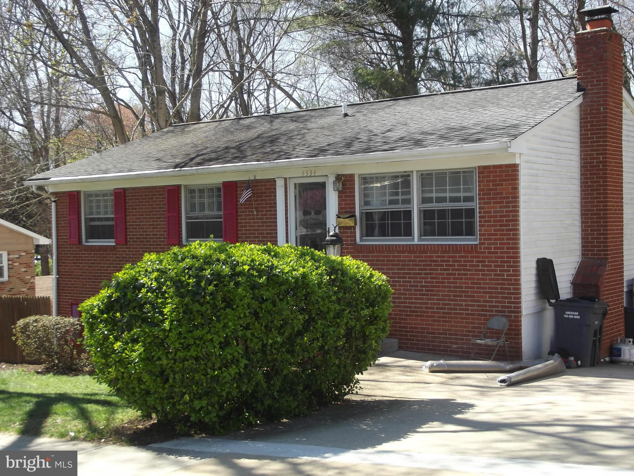 4334 Granby Road Woodbridge, VA 22193 - Photo 3 of 17 Exterior (Front)