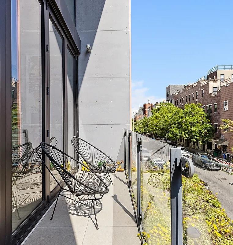 237 Devoe Street, Unit 2F Brooklyn, NY 11211 - Photo 8 of 8