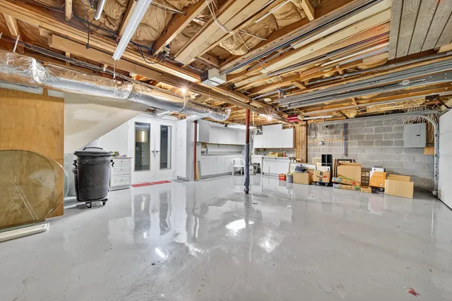 $325,000 | 33 Rolling Meadows Drive, Goodlettsville, TN 37072