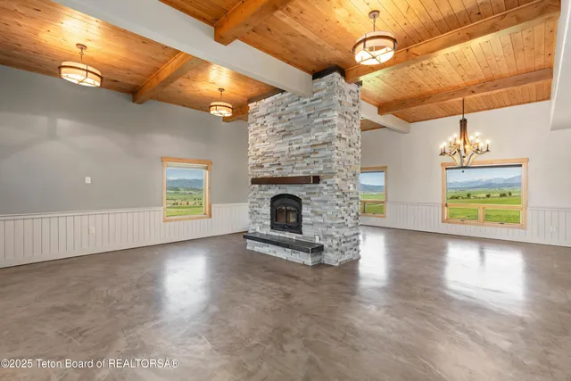 $1,895,000 | 321 Western Sky Drive, Etna, WY 83118