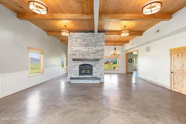 $1,895,000 | 321 Western Sky Drive, Etna, WY 83118