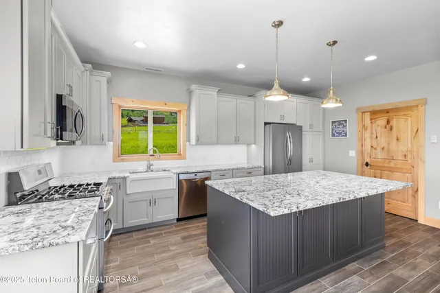 $1,895,000 | 321 Western Sky Drive, Etna, WY 83118