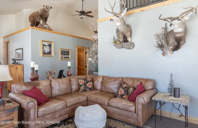 $1,895,000 | 321 Western Sky Drive, Etna, WY 83118