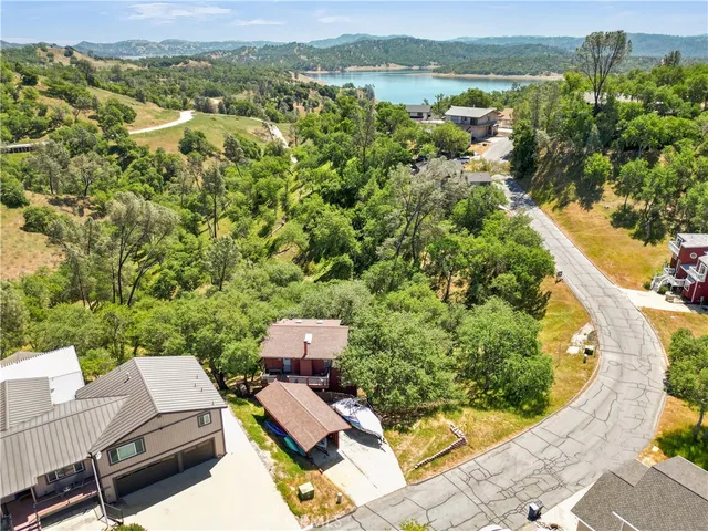 $359,000 | 2664 Pine Ridge Road, Bradley, CA 93426