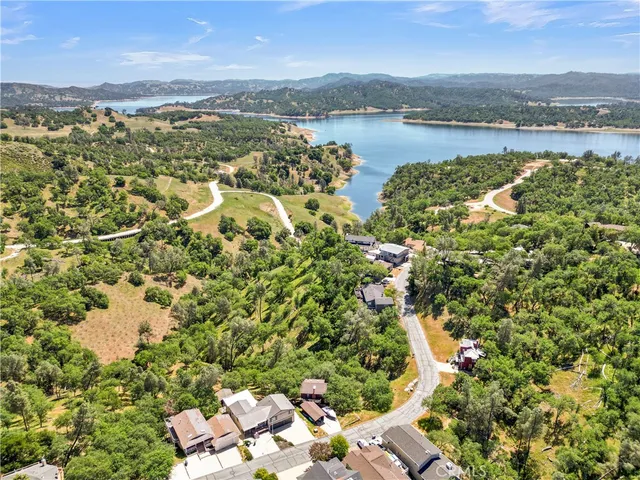 $359,000 | 2664 Pine Ridge Road, Bradley, CA 93426